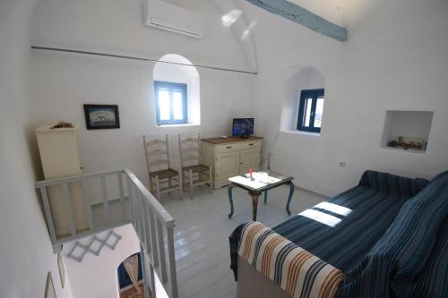 Avgonima Sunset Medvial Suite