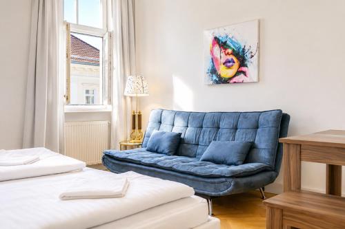 2BR Apt with King Beds & Wi-Fi - Long Stay