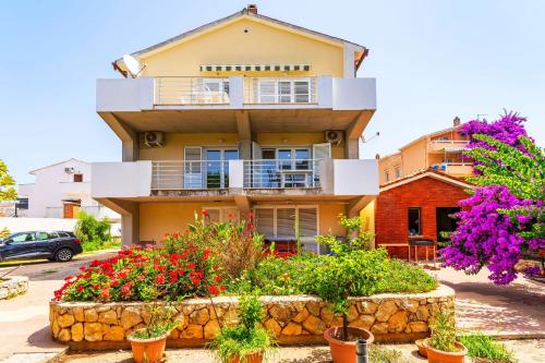 CC Rooms Thonhy Near Beach