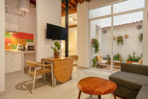 San Telmo Studio & Private Patio by ELE Apartments