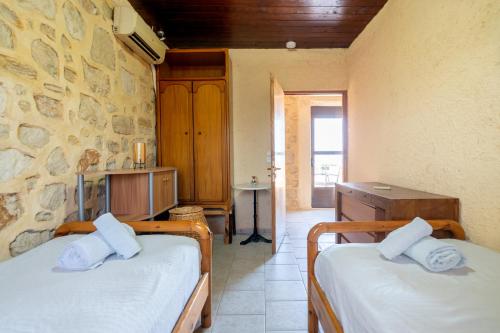 Irene Stone Villa - Private Pool - Sleeps 6