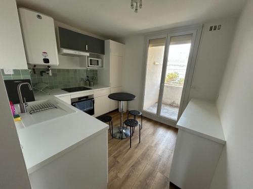 Grand appartement proche Parc Montcalm