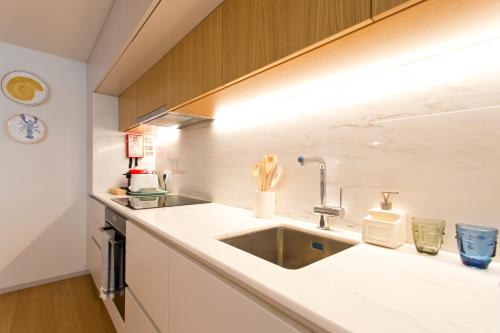 Modern and comfort Brand new 3BR, AC, Parking