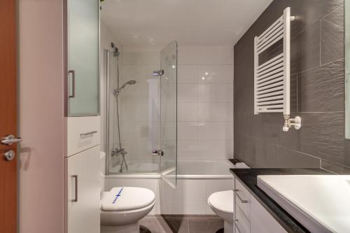 GuestReady-Stay in Poblenou with Pool & City Views