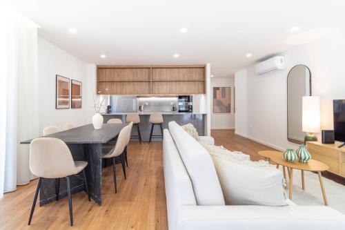 Polacos Residence by LovelyStay