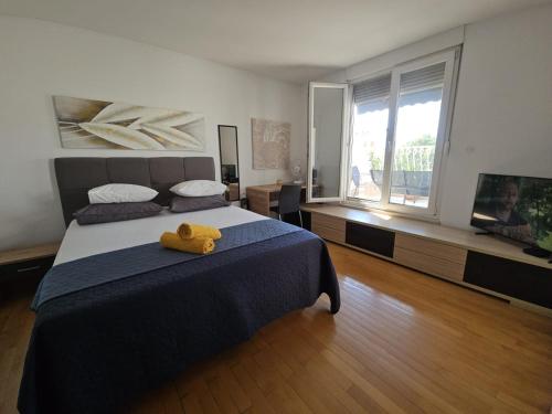 Beach Terrace Apartment Znjan, Split