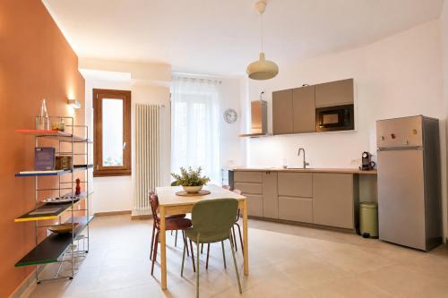 Vespri Design Apartment - M4, Navigli & City Centre