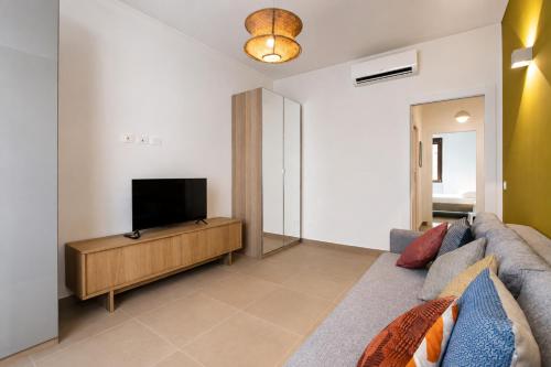 Vespri Design Apartment - M4, Navigli & City Centre