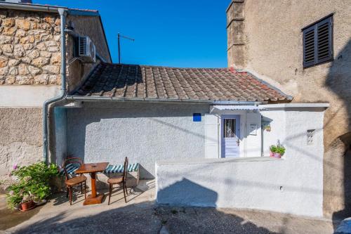 House Arija