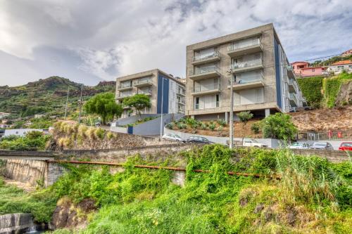 Cozy Santa Cruz, a Home in Madeira