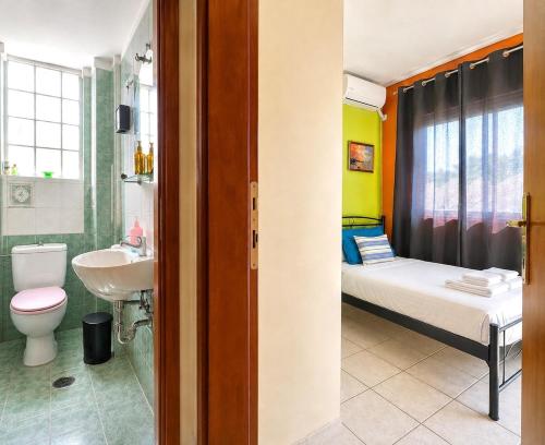 Athens Skyline - Spacious 3BR for 5 by ΜΡS