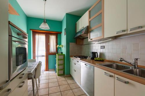 Comfy apartment close to the Colosseum