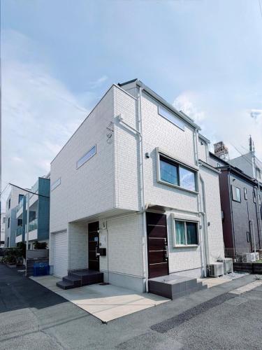 M Hatagaya