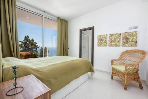 Villa de lujo. Infinity Pool y vista 360º de Nerja