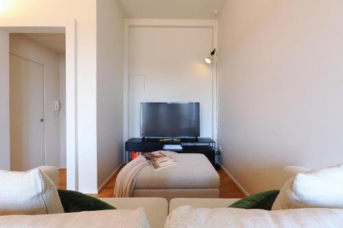 Contempora - Stylish One Bedroom Apartment in Garibaldi - Moscova