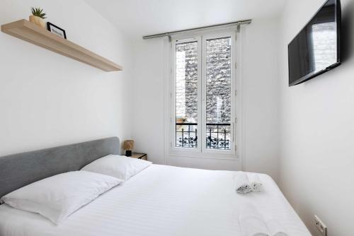 Sublim flat near Sacre Coeur