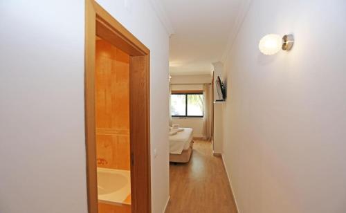 B84 - Lagos Urbe Holiday Apartment