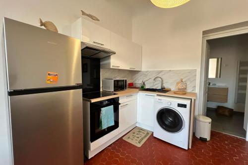 Newly renovated apart in the heart of Old Antibes