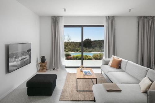 Villa Sealine - Pool & Garden