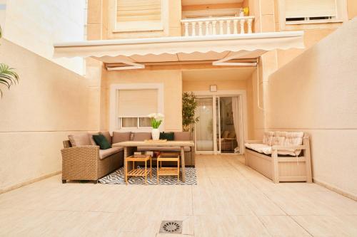 155 Cozy Apartment Alicante-Holiday