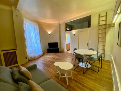 Brune - Appartement proche métro Porte d'Orléans 4P