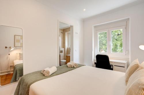 Spacious Tailor Made Flat with AC in Areeiro