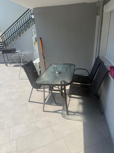 Theofilos Apartment's