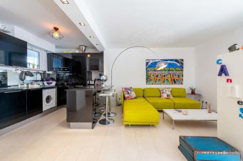 1-Br Cannes East Residence with Swimming Pool