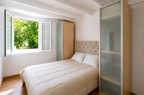 Studio moderne Cannes centre 65 m² balcon