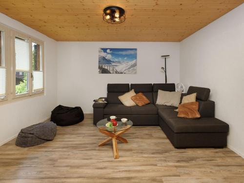 Holiday Home Chalet Dori by Interhome