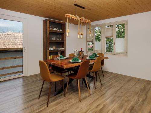 Holiday Home Chalet Dori by Interhome