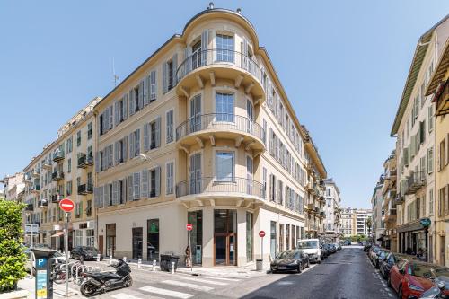 Sublime Duplex Centre de Nice, climatisé et rénové !