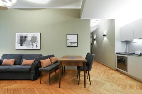 Contempora - Cavallotti 13 - B21