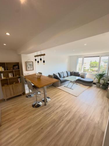 Le Point d'Ancrage Alma, bright and comfortable 2-bedroom