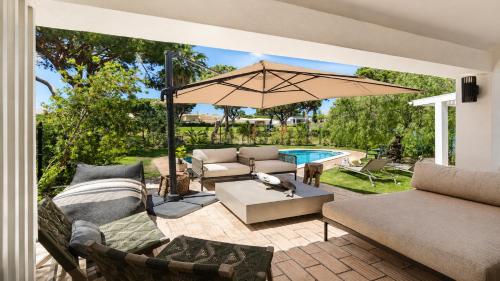 Villa Romeu & Julieta, with "heated" pool by Cleverdetails in Vilamoura