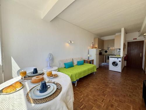 Armação de Pêra Ocean View 2 by Homing