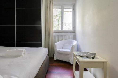 HACCA Collection - Bright 1BR with Balcony - Iconic Ticinese District