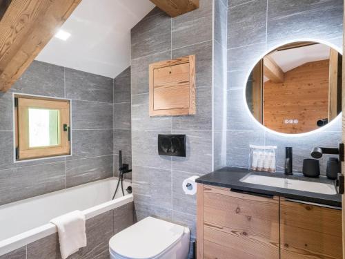 Chalet rénové 5 chambres avec garage à Méribel