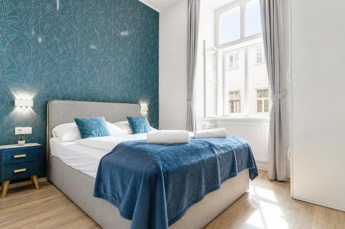 Shopping Paradise 9BR Complex Ideal for 22 People