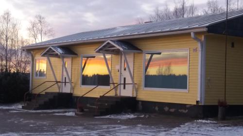 Foto dalla galleria di Kolmostien kotokortteeri a Pentinmaki