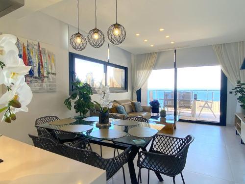 Lujoso apartament con impresionantes vistas al mar