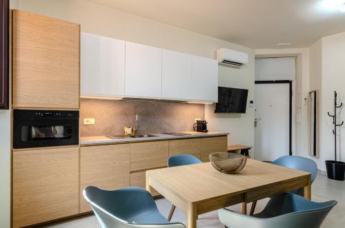 T7 Apartments - Central Station and Duomo direct