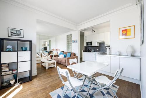 Paris 8th arrondissement - Champs Elysées - Balcony - 1 bedroom