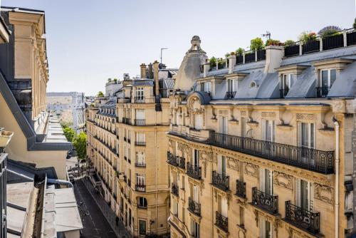 Paris 8th arrondissement - Champs Elysées - Balcony - 1 bedroom