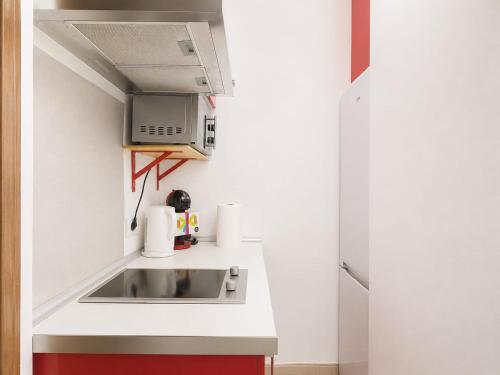 VIS112 - Central Studio with AC and Lift - 5 min Walk to the Pedestrian Centre