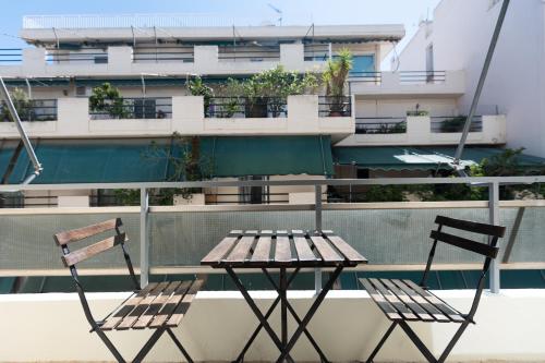 90m2 Apartment under Acropolis