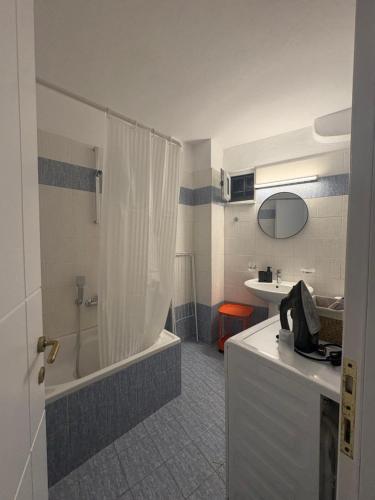 Little Nest Volos