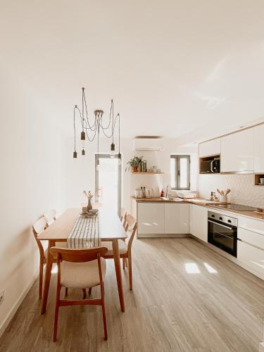 Central Faro Triplex with two Rooftop