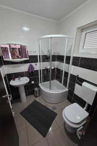 Apartments with parking space Novi Vinodolski - 15823