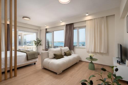Delia Seafront Suite